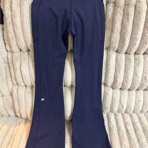 Yitty Women's Ultra-Smooth Flare Leggings